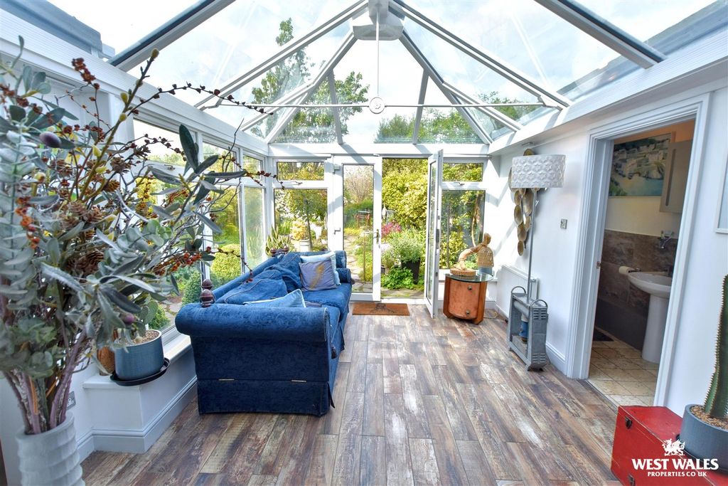 Property photo 3 of 29 15 (12).Jpg