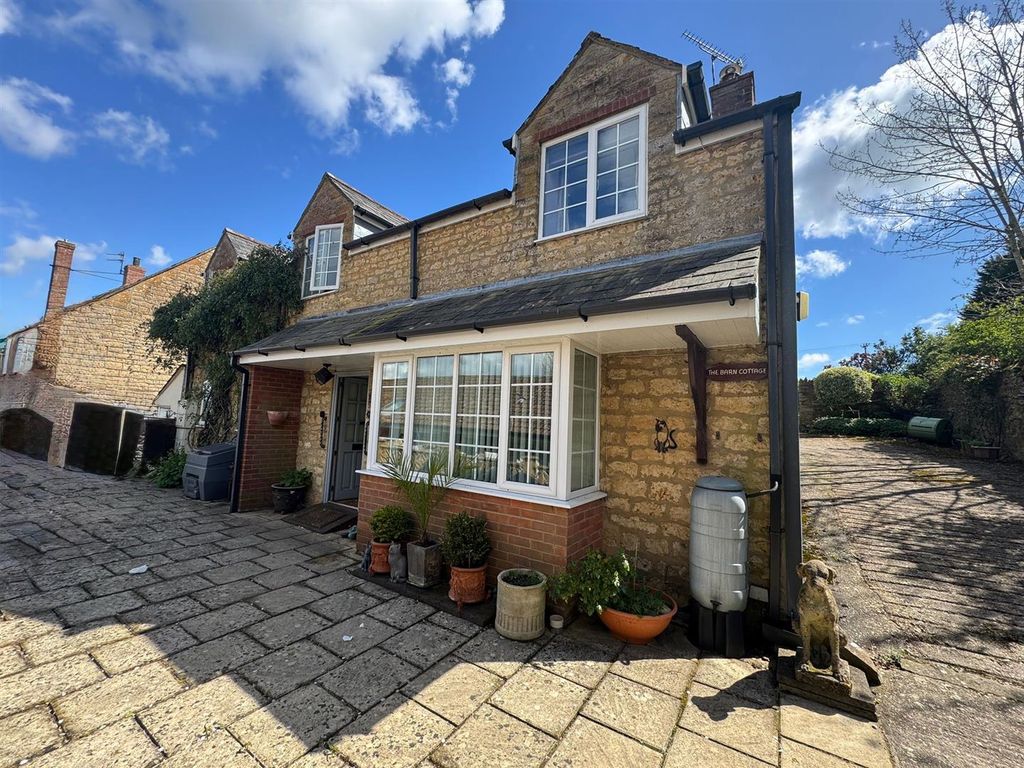 Property photo 1 of 13