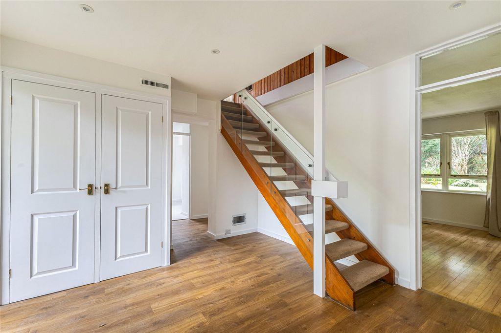 Property photo 2 of 11 Picture No. 02