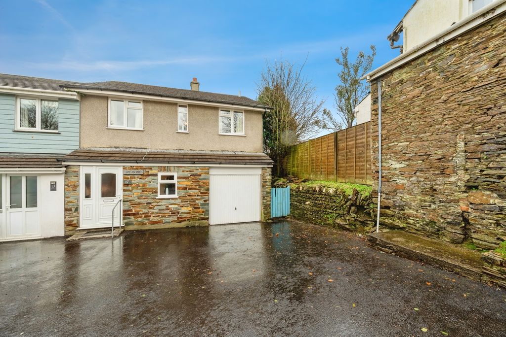 Property photo 1 of 14 Pbox-Img.Jpg