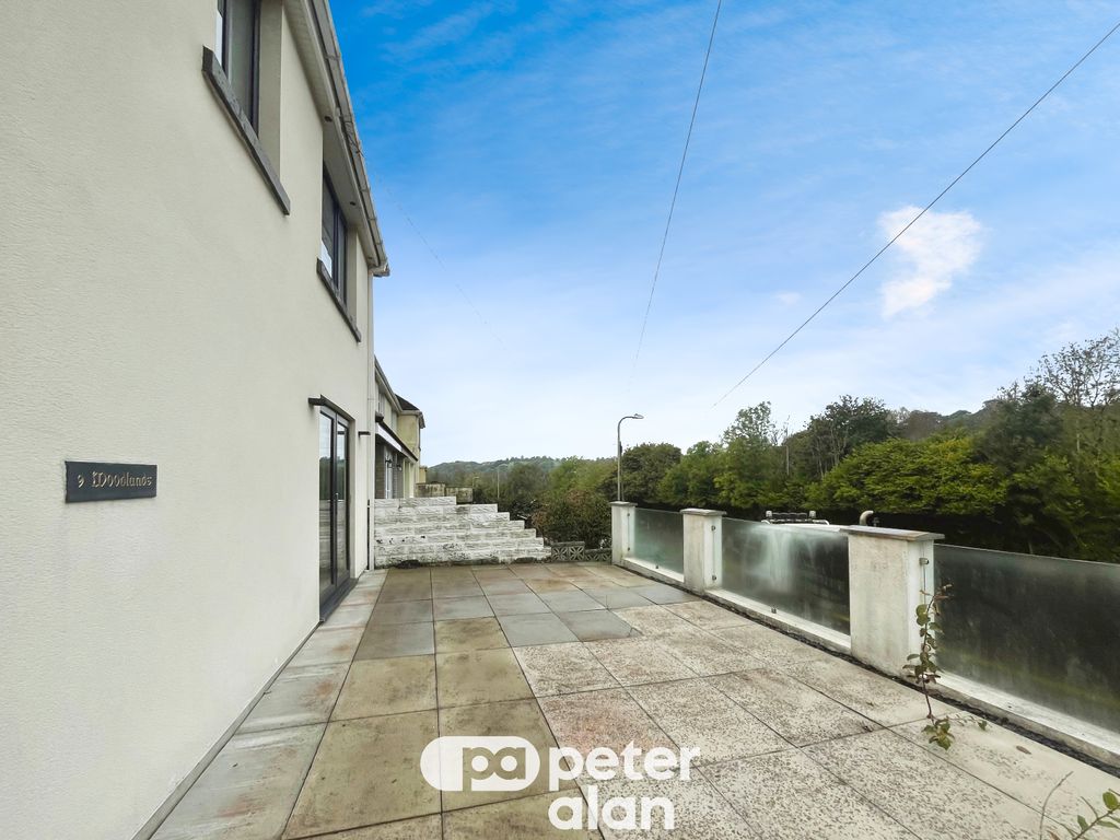 Property photo 2 of 15 Front