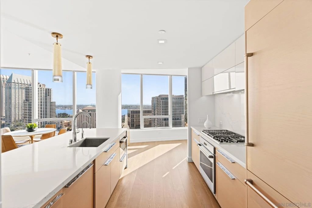 Property photo 3 of 50