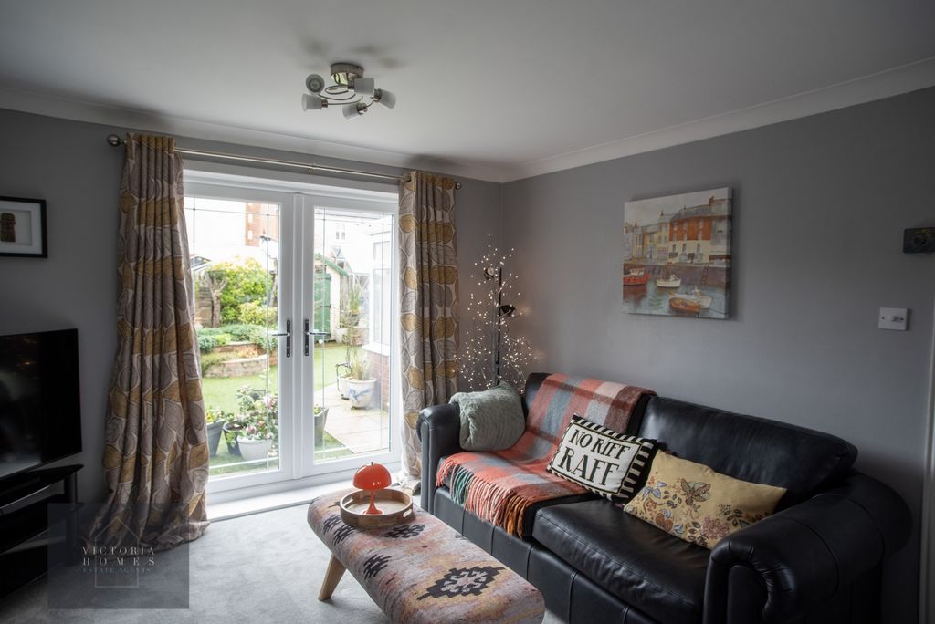 Additional image 8 of 4 bed detached house for saleVillage Lane, Victoria NP23