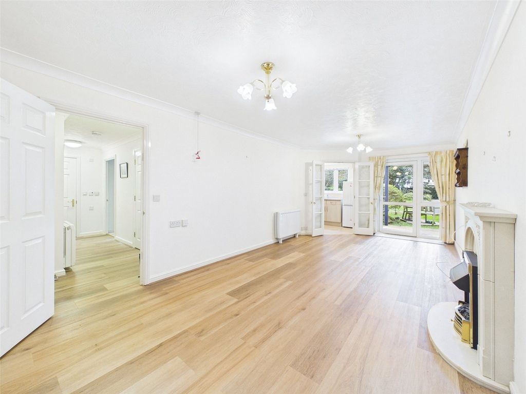 Property photo 3 of 20 Picture No. 21