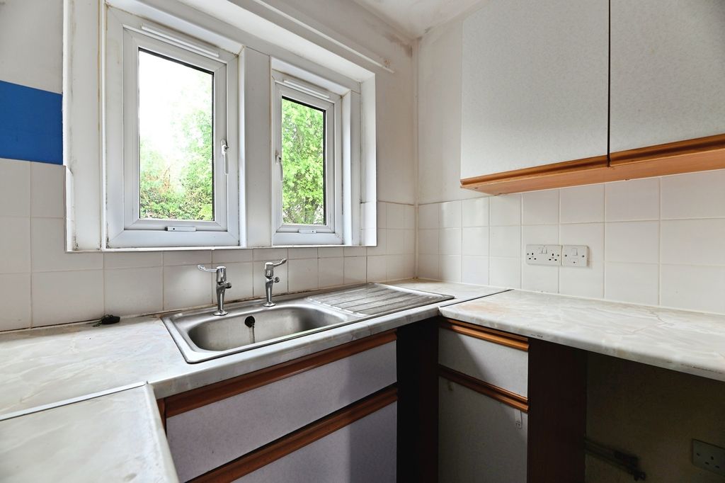 Property photo 3 of 10 Pbox-Img.Jpg