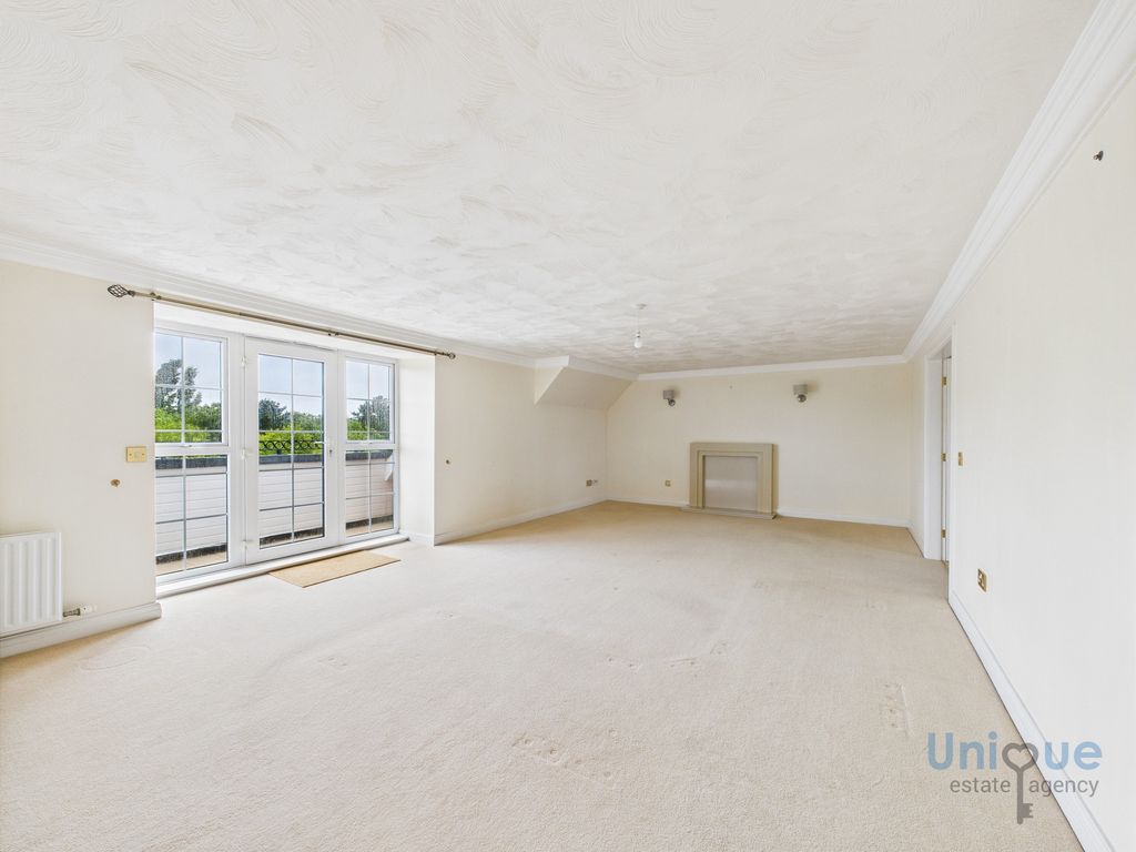 Property photo 2 of 30