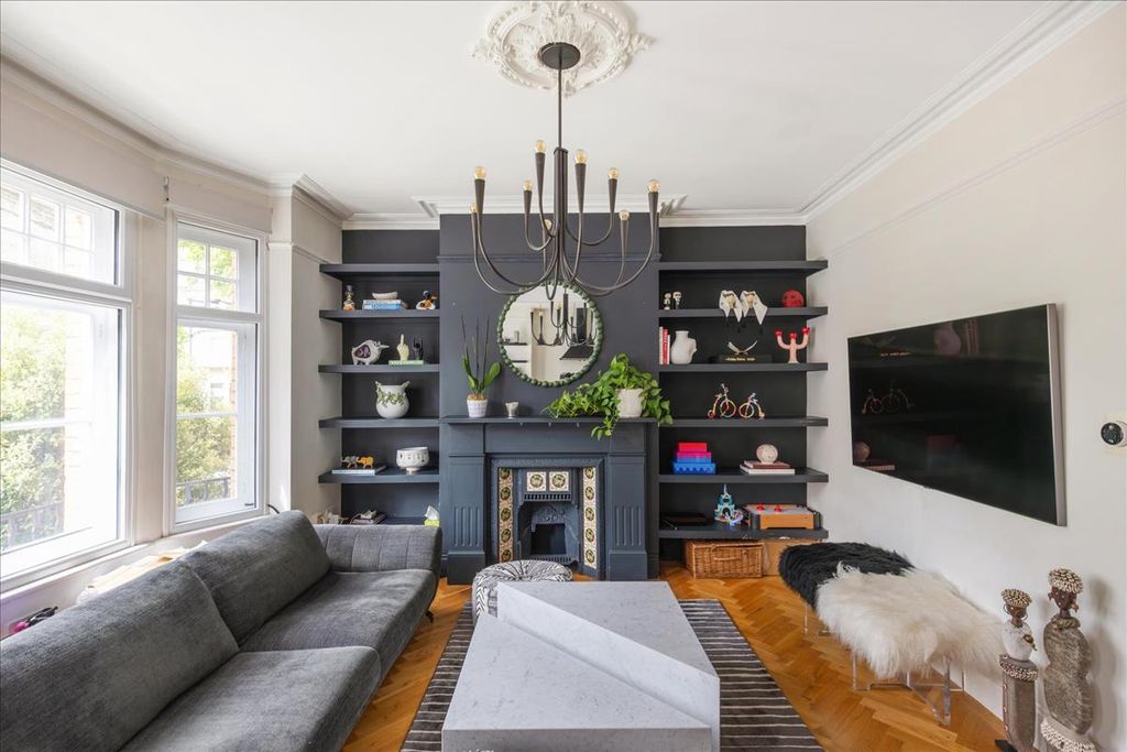 Property photo 1 of 17