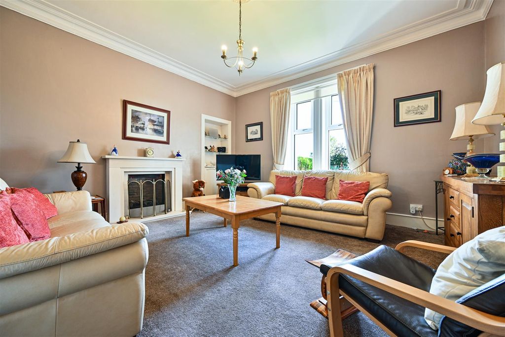 Property photo 3 of 28 3.Jpg