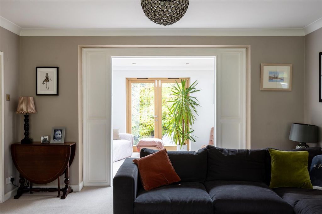 Additional image 4 of 5 bed detached house for saleHuntersfield Close, Reigate RH2
