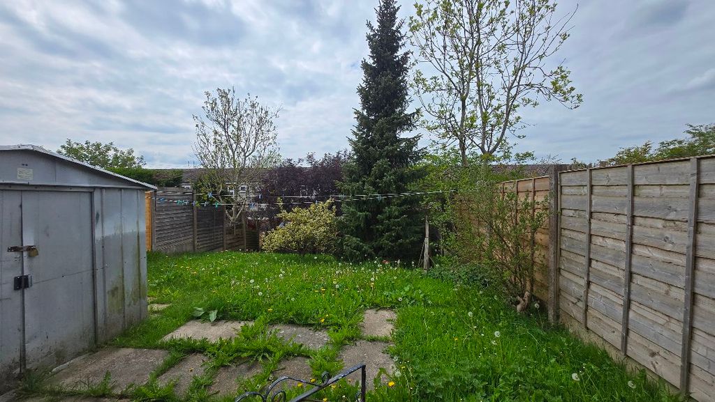 Property photo 2 of 36
