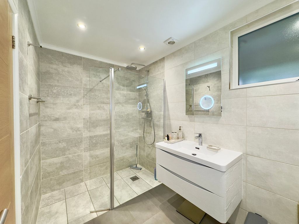 Additional image 13 of 6 bed detached house for saleGlenferness Avenue, Talbot Woods, Bournemouth BH4