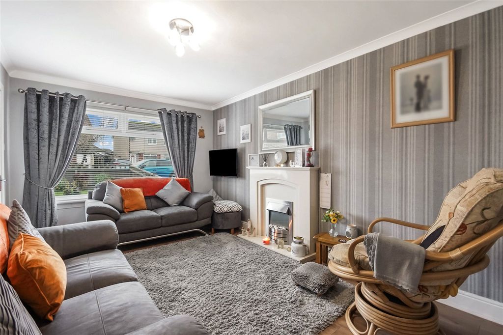 Property photo 2 of 22 Picture No. 02