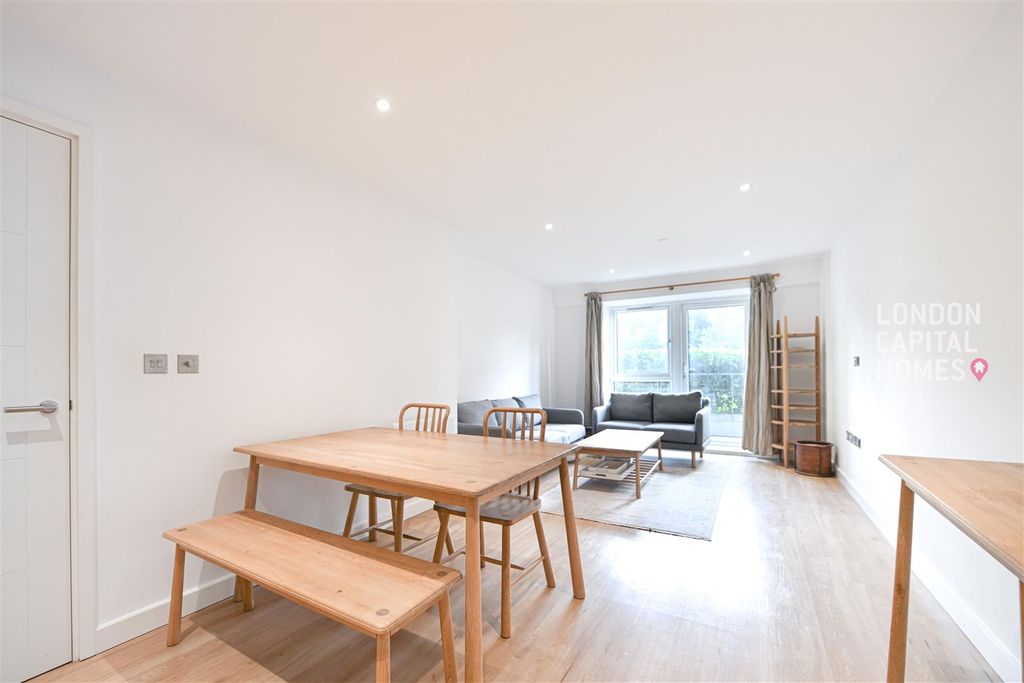 Property photo 1 of 21 07-36.Jpg