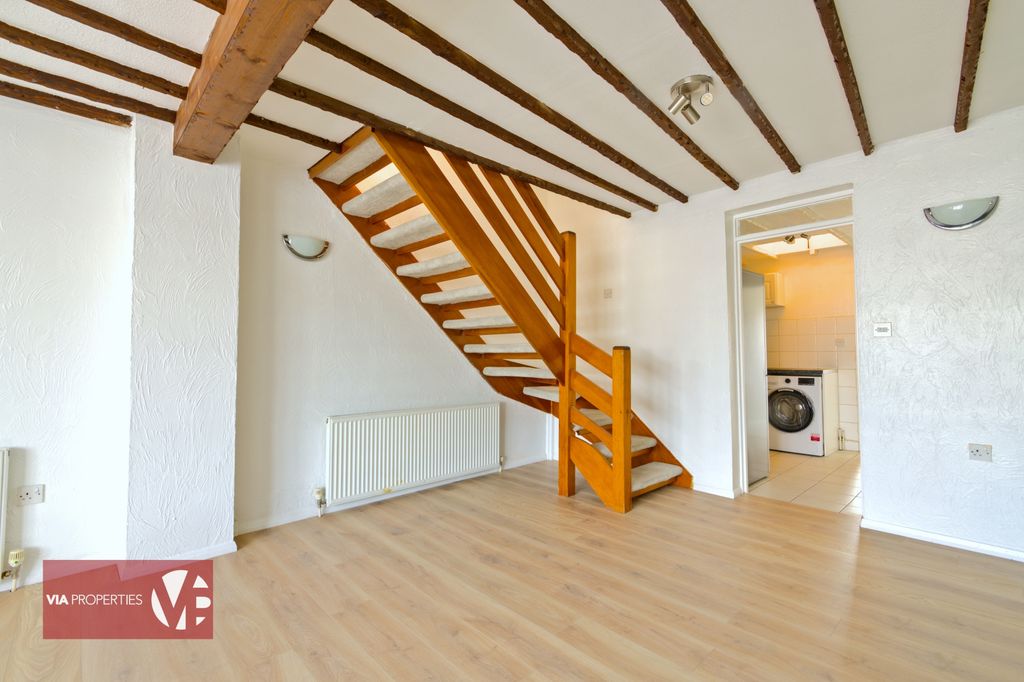 Property photo 3 of 14 Photo 11
