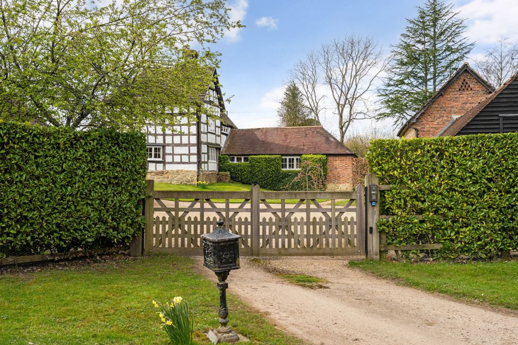 Property photo 1 of 25