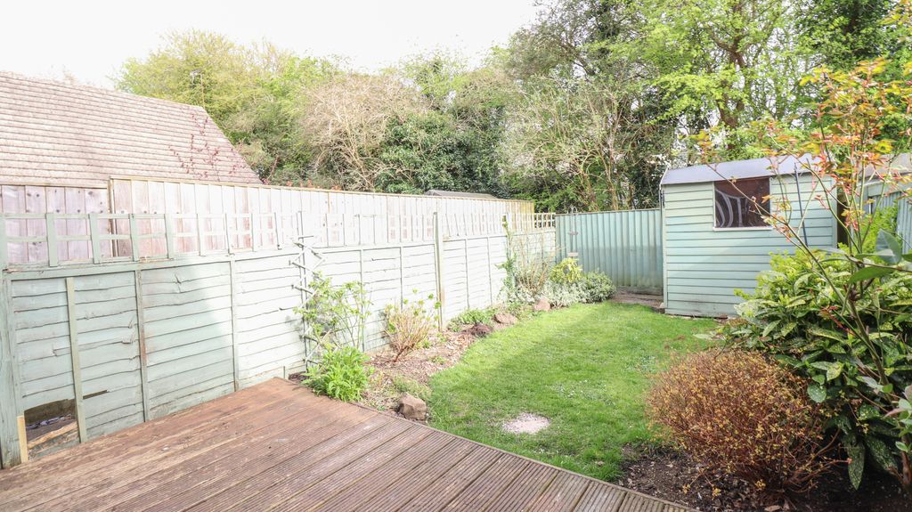 Property photo 3 of 7 Garden