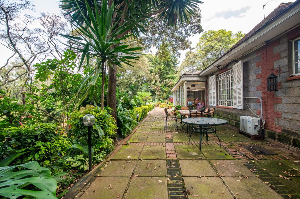 Property photo 3 of 20