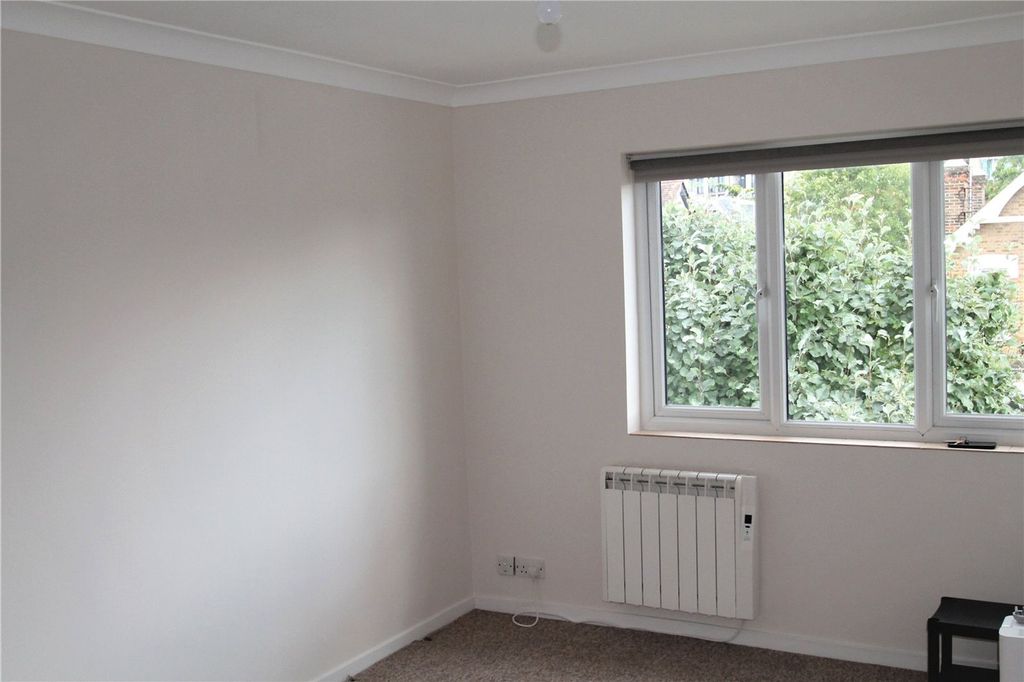 Property photo 3 of 7 Picture No. 08