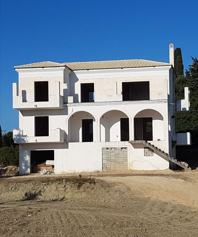 Property photo 1 of 10 Skywatch