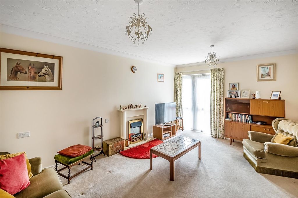 Property photo 2 of 12 1.Jpg