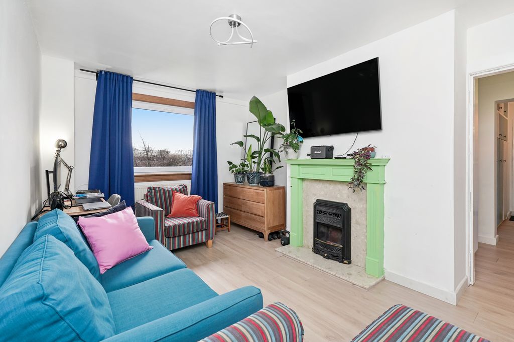 Property photo 2 of 19 Property Image 2