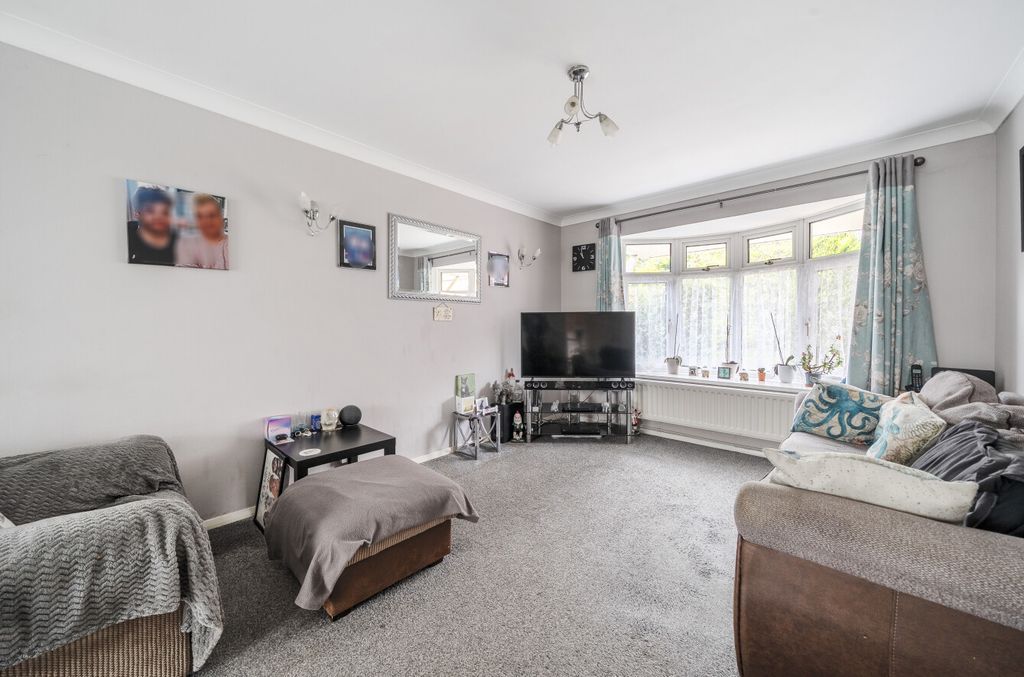 Property photo 2 of 12 1363540-20-68Ecda...