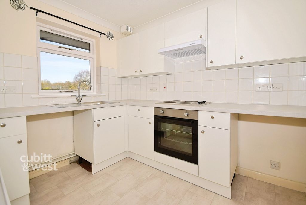 Property photo 2 of 11 4864F94E-Dsc_4191