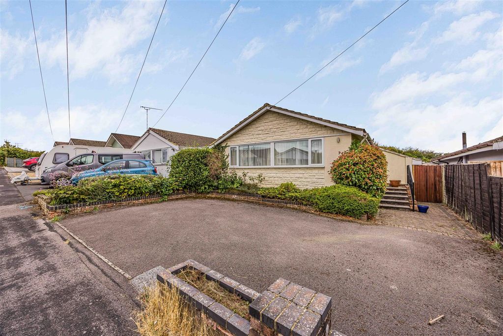 Property photo 1 of 19 7 Francis Road, Horndean-Small-Porticomarketing-So