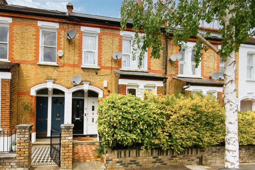 Property photo 1 of 10 68_Balvernie_Grove_Image1_20029_4.Jpg