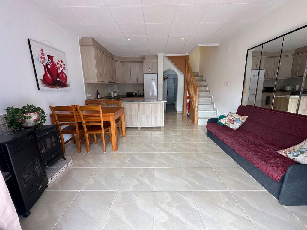 Property photo 3 of 22