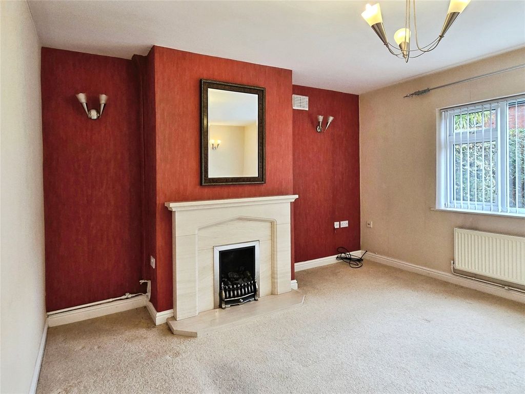 Property photo 2 of 10 Living Room