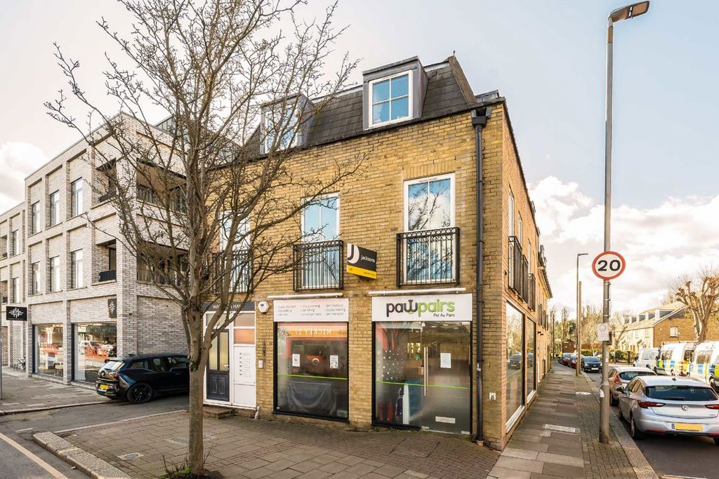 Property photo 1 of 4