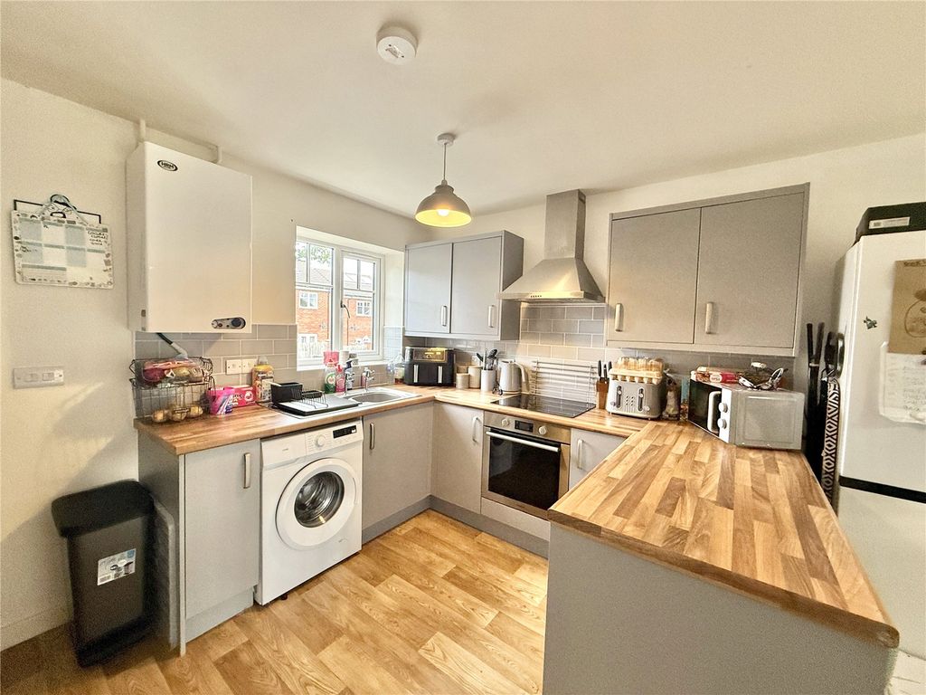 Property photo 3 of 11 Picture No. 09