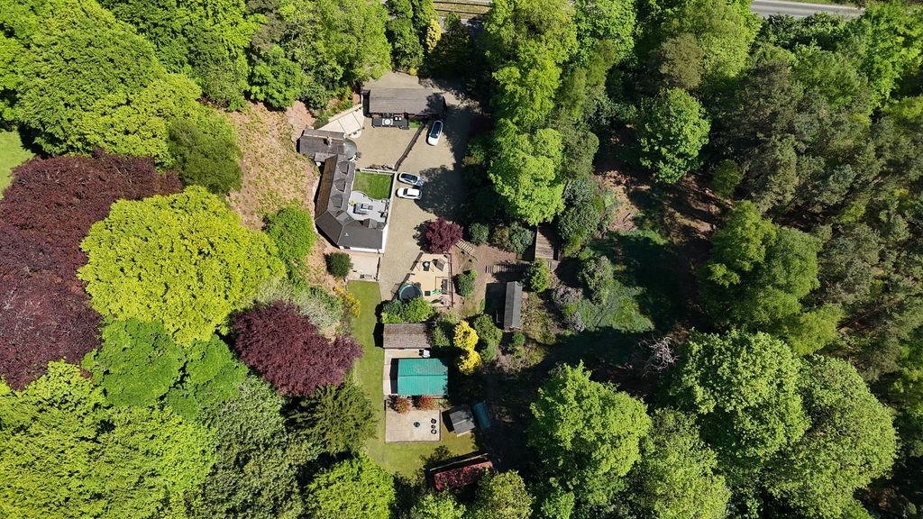 Property photo 1 of 25