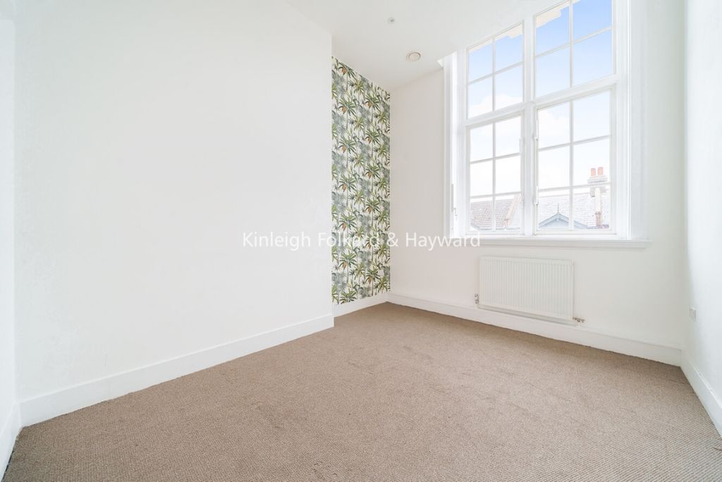 Property photo 3 of 13 9Dacc433-2261-4E32-B