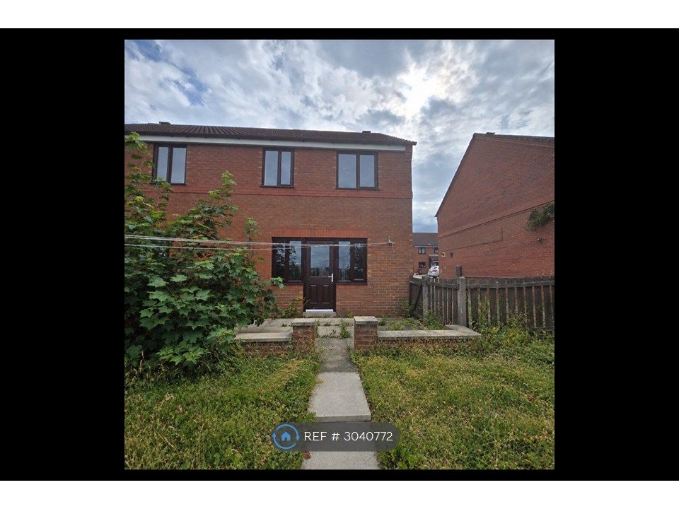 Property photo 2 of 11