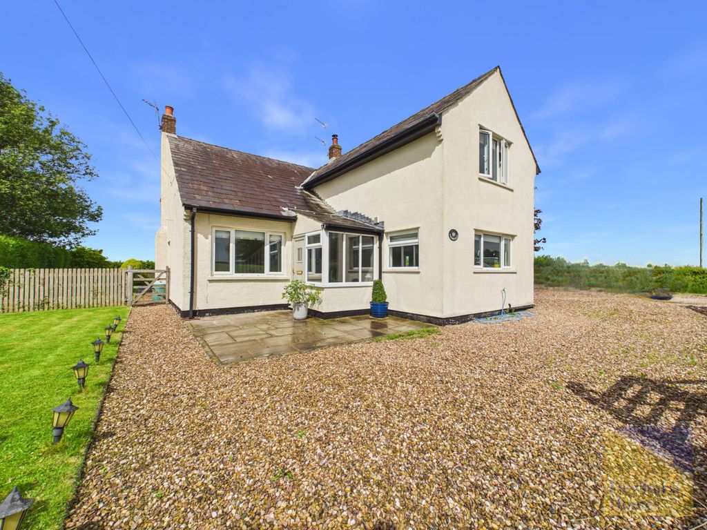 Property photo 1 of 39