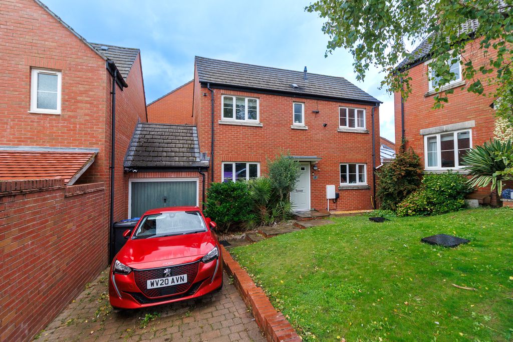 Property photo 1 of 16 Img_0292