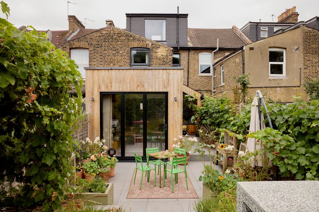 Property photo 2 of 30 302507 - Tmh_Whittington Road_52.Jpg