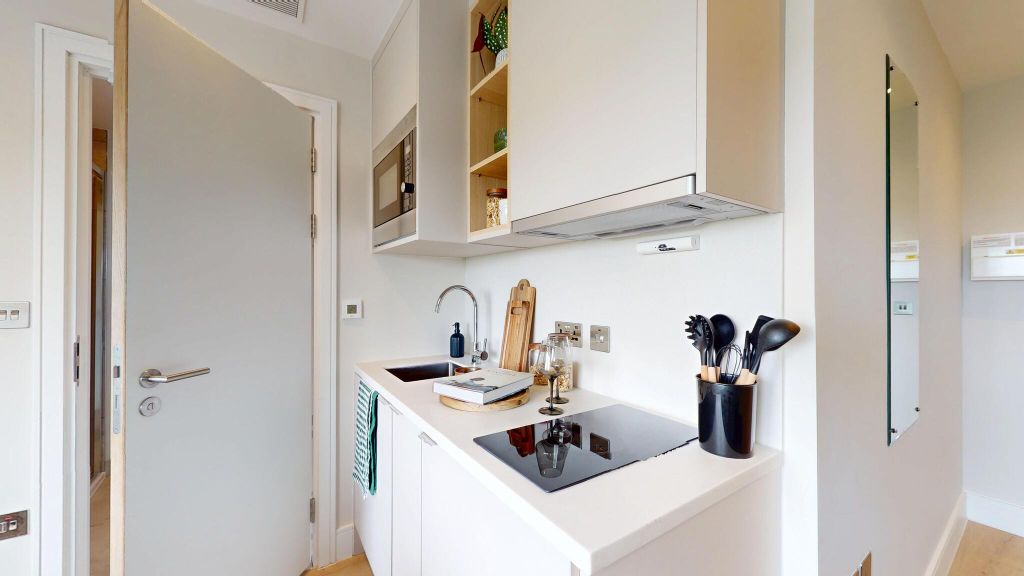 Property photo 2 of 29 Kitchen