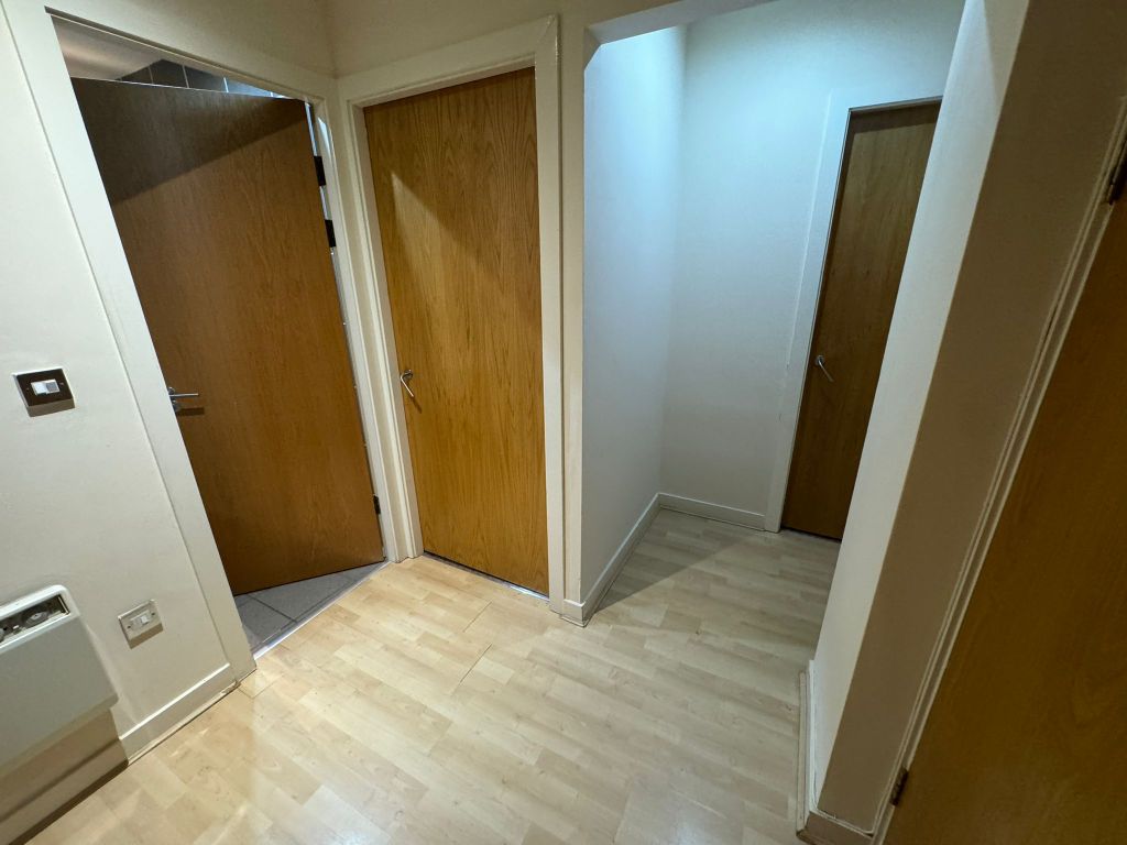 Property photo 3 of 11 Gallery