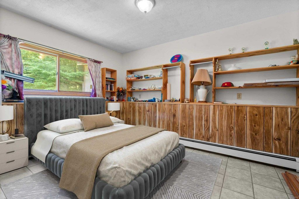 Property photo 3 of 3 <Alttext/>