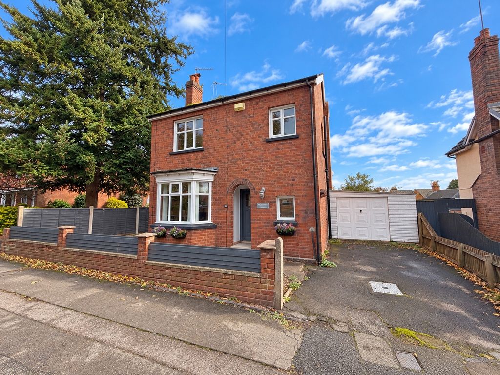Property photo 1 of 21