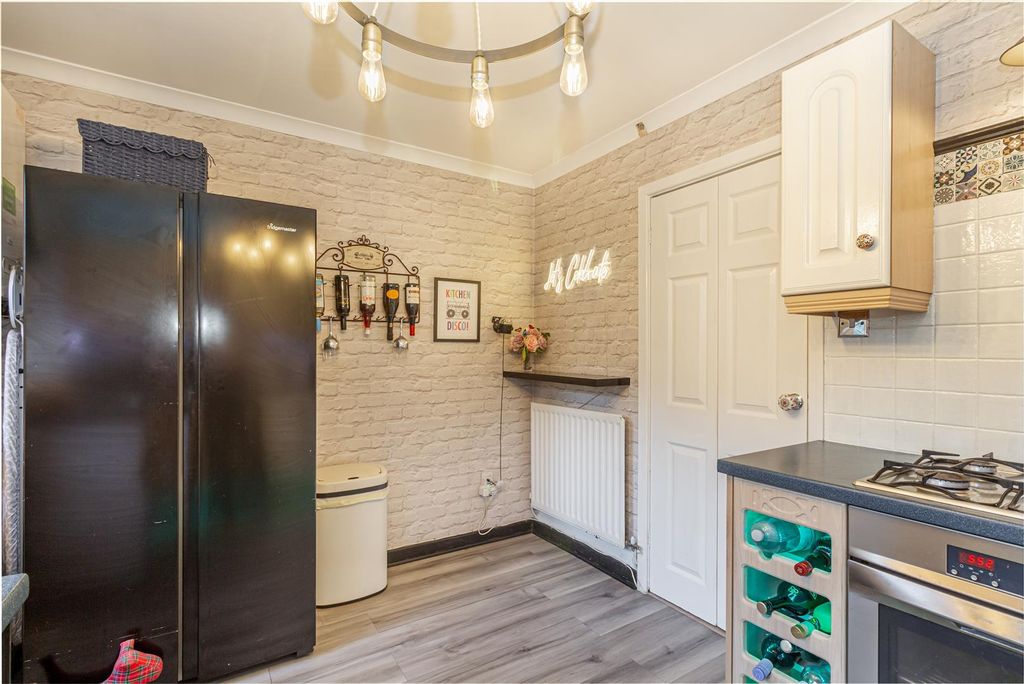 Property photo 2 of 21 Kitchen-4.Jpg