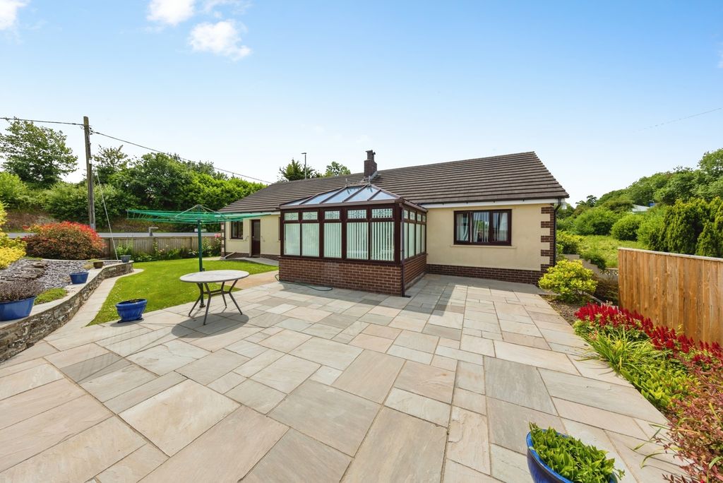 Property photo 3 of 38 Pbox-Img.Jpg