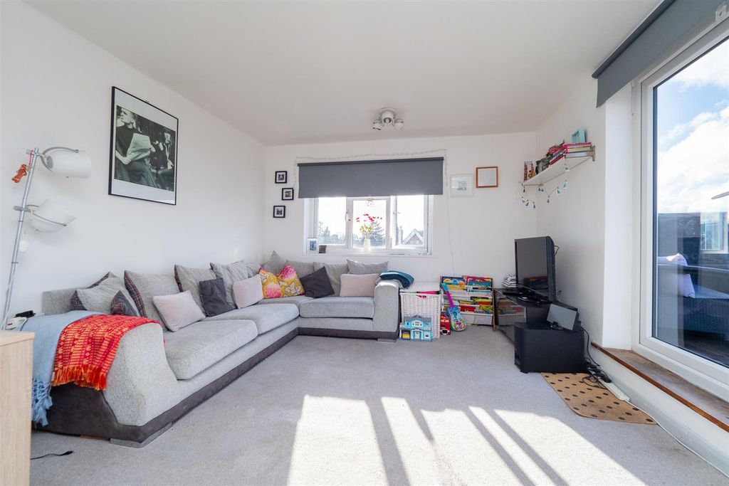 Property photo 2 of 11 St.Ac-005.Jpg