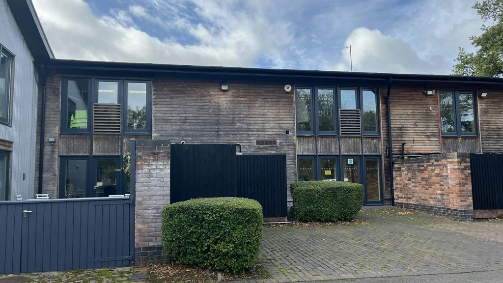 Property photo 3 of 22 Thumbnail_Img_1744.Jpg