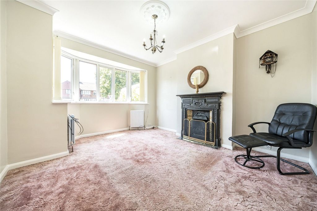 Property photo 3 of 10 Picture No. 01