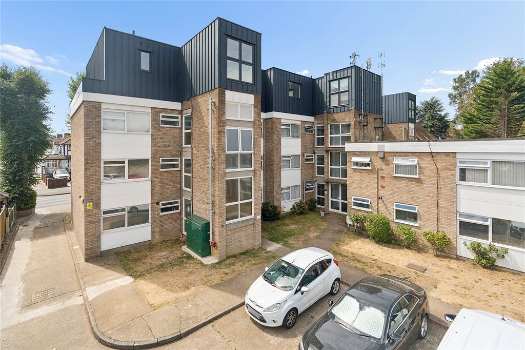 Property photo 1 of 8 Exterior