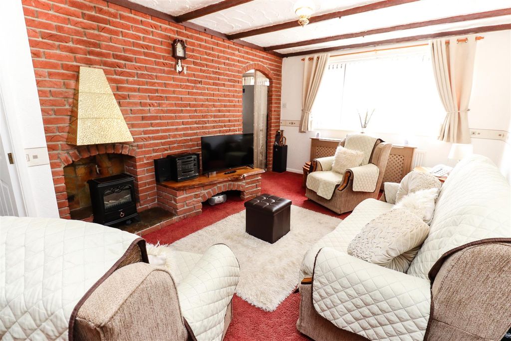 Property photo 3 of 14 Img_4965.Jpg
